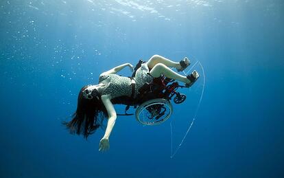 first self propelled underwater wheelchair